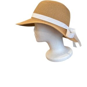 NEW medium brim white band tan Foldable soft straw hat Sz M